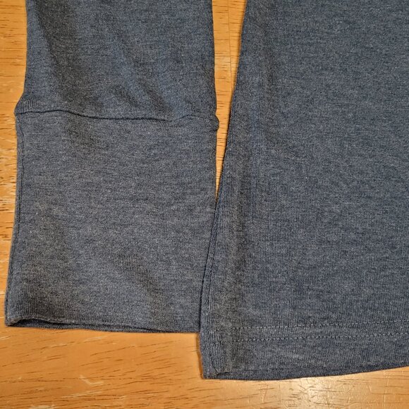 Denim Blue Harley Davidson XL Long Sleeve V-Neck T-Shirt Red Silver Lithograph - Picture 6 of 7